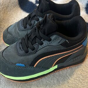Puma Kids Black and Lime Sneakers